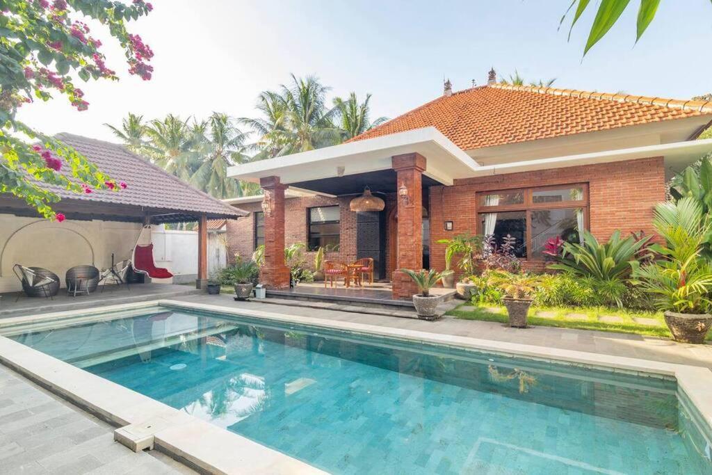 Dani Private Villa - 2Br Private Pool Villa In Tejakula North Bali Gretek Buitenkant foto